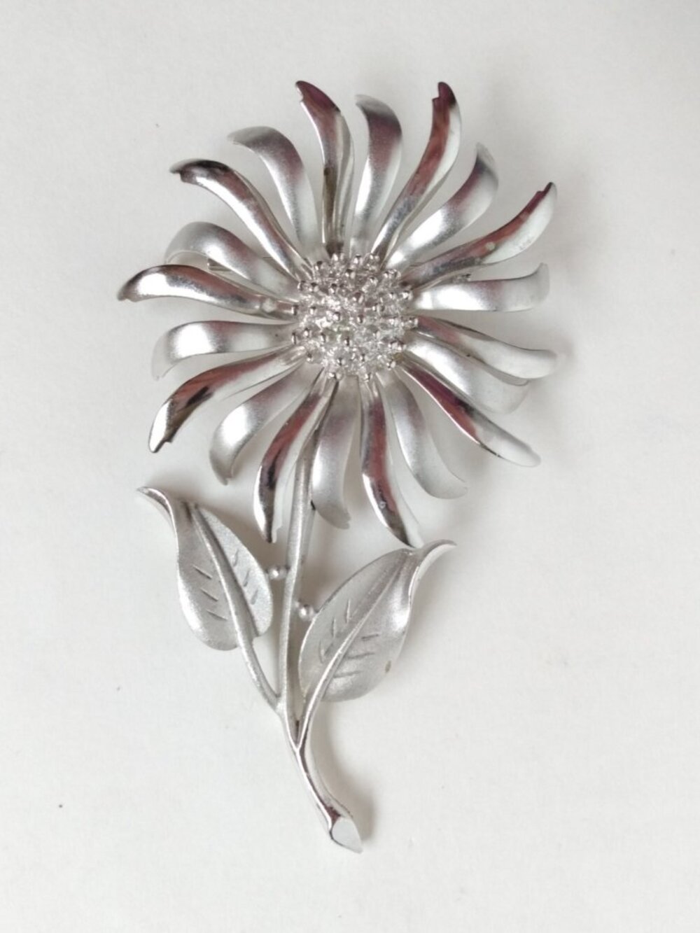 Vintage Signed Hedy Large 3.5" Etched Flower Daisy Leaf Silver Tone Brooch Pin